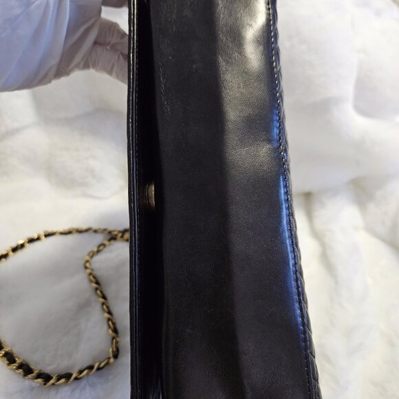 Authentic Bally  Lambskin Leather Quilted Flap Bag in Gold Chain - Picture 6 of 17